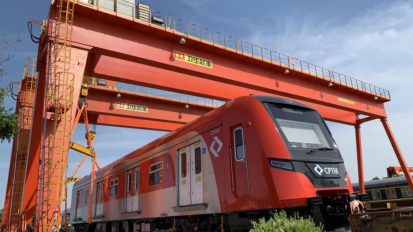 衛(wèi)華起重承擔南美首條機場城軌組裝任務！